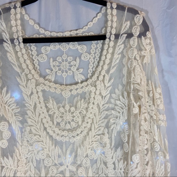 Sheer lace boho top - Picture 6 of 8